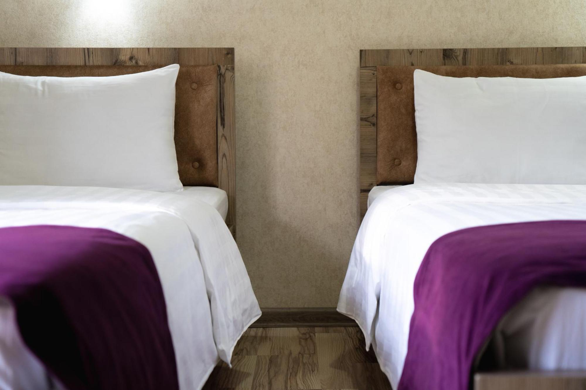 Tourist Inn Hotel Tashkent Exterior foto