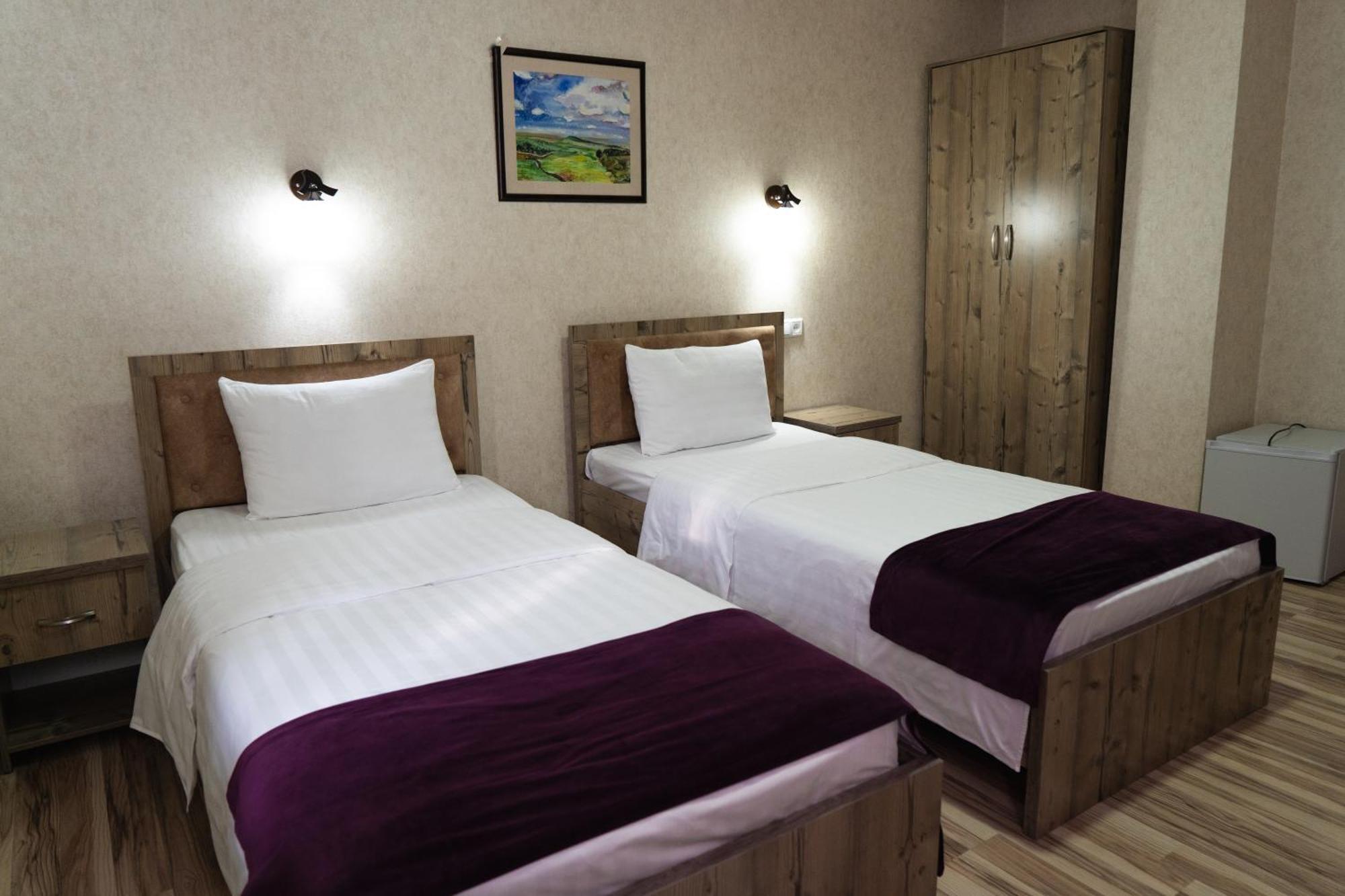 Tourist Inn Hotel Tashkent Exterior foto