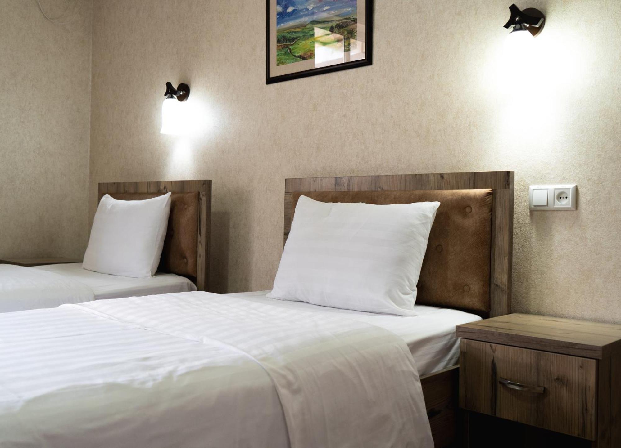 Tourist Inn Hotel Tashkent Exterior foto