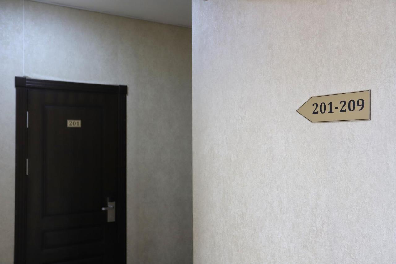 Tourist Inn Hotel Tashkent Exterior foto